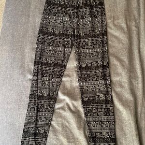 Navy blue elephant print cloth leggings